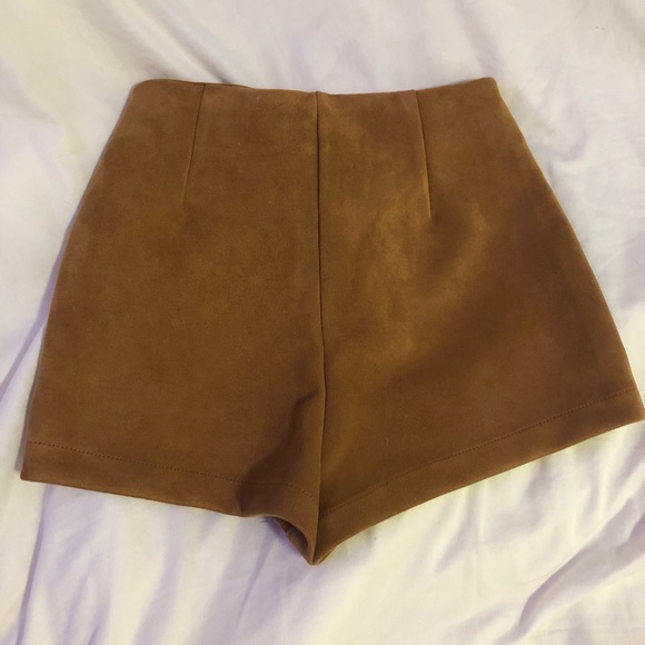 High Waisted Suede Shorts | FOREVER 21 - Picture 2 of 2
